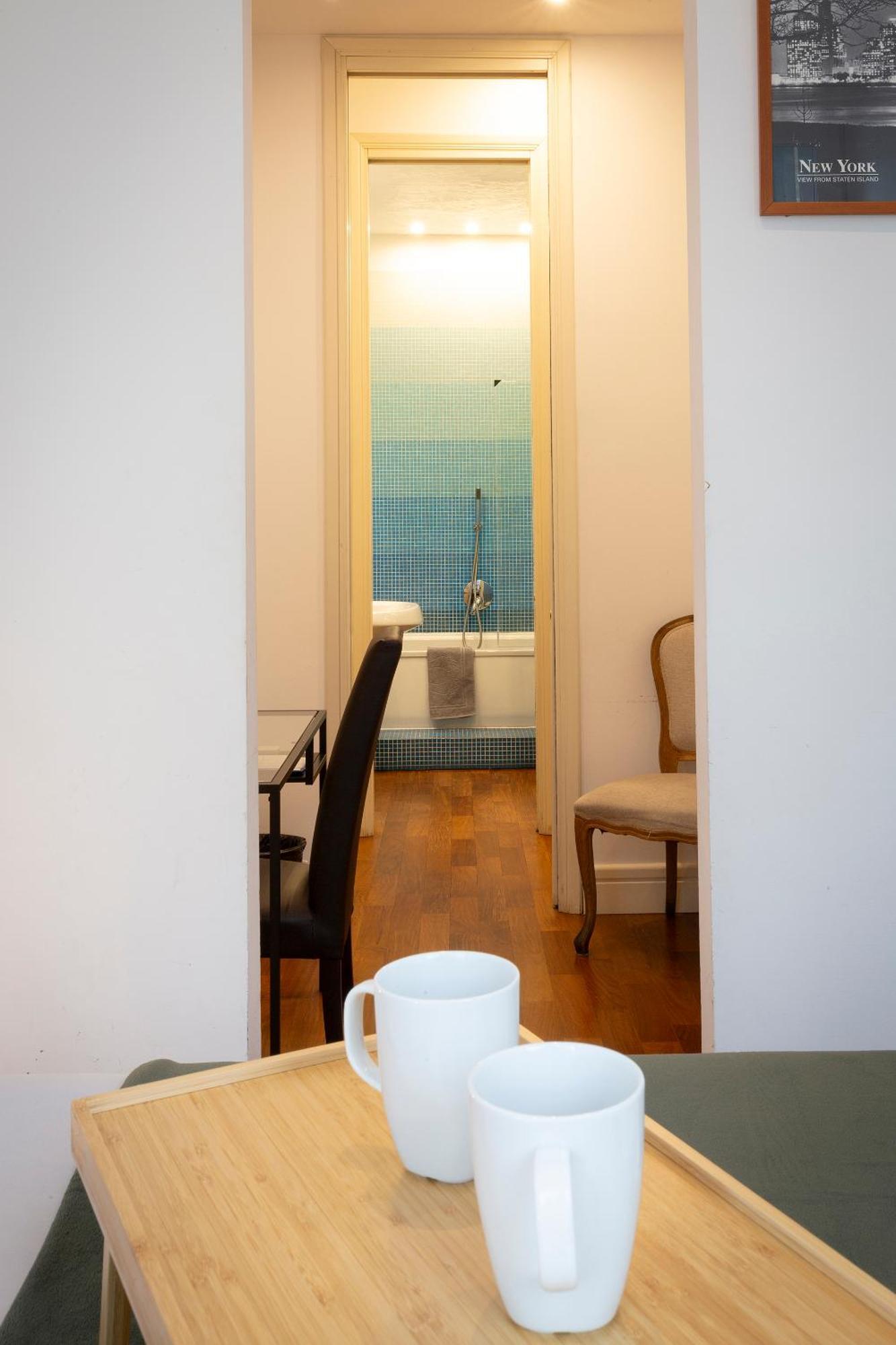 Vittore Rooms & Apartment มิลาน ภายนอก รูปภาพ