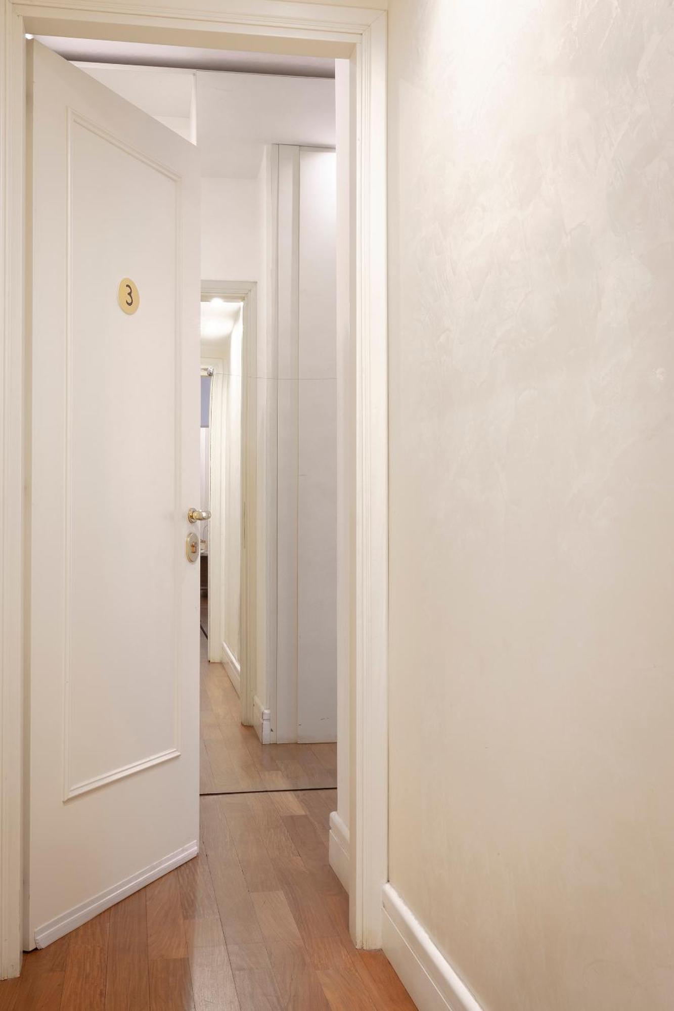 Vittore Rooms & Apartment มิลาน ภายนอก รูปภาพ