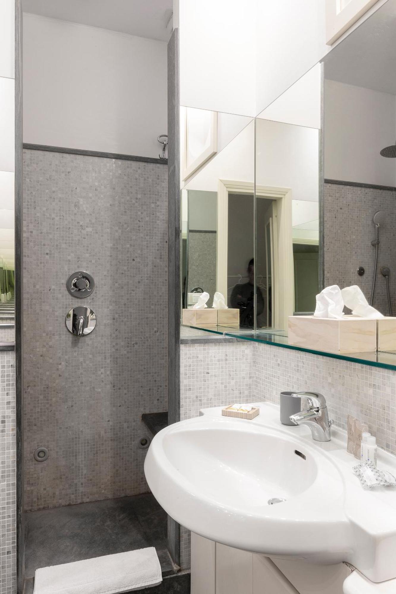 Vittore Rooms & Apartment มิลาน ภายนอก รูปภาพ