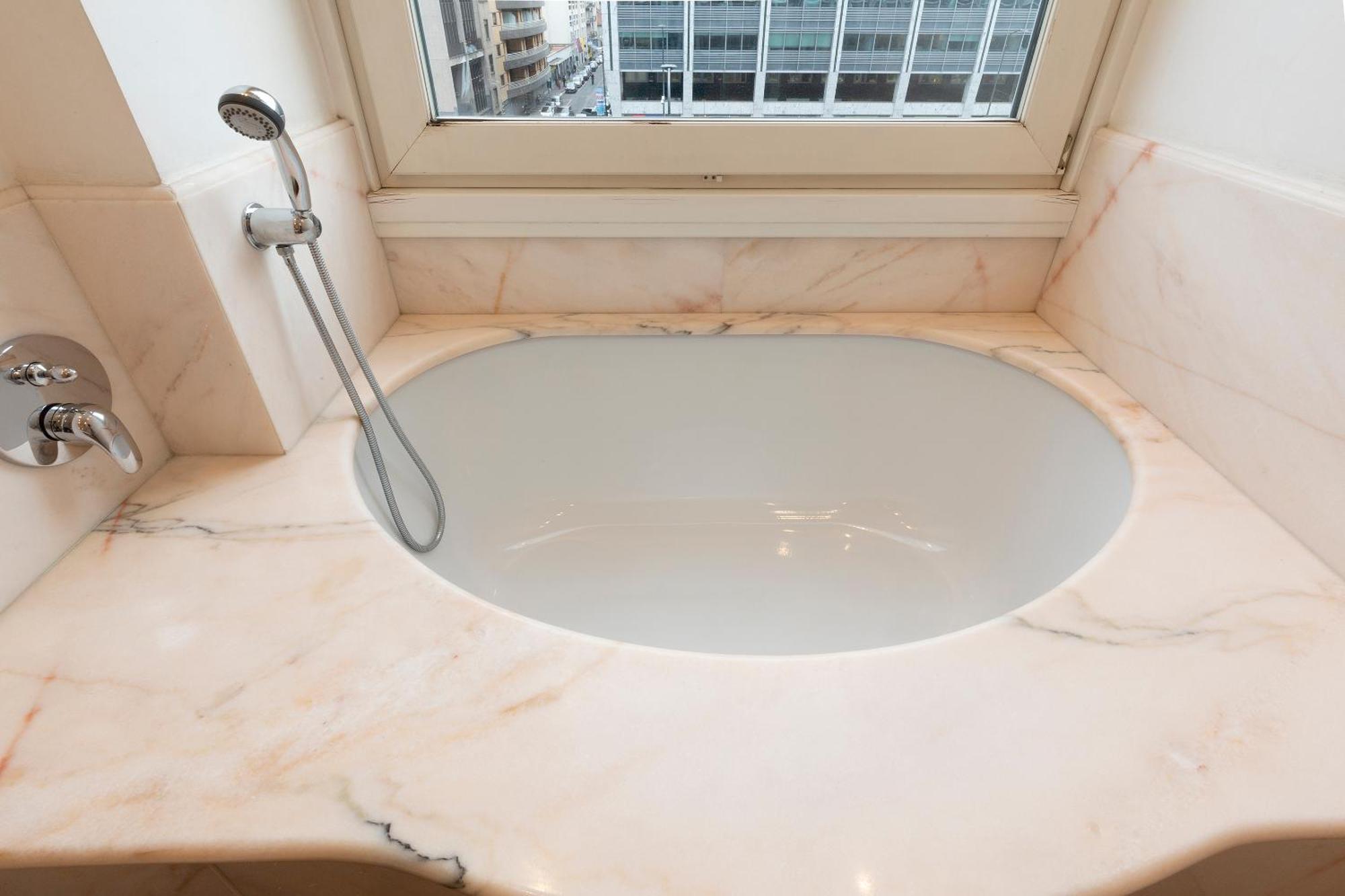 Vittore Rooms & Apartment มิลาน ภายนอก รูปภาพ
